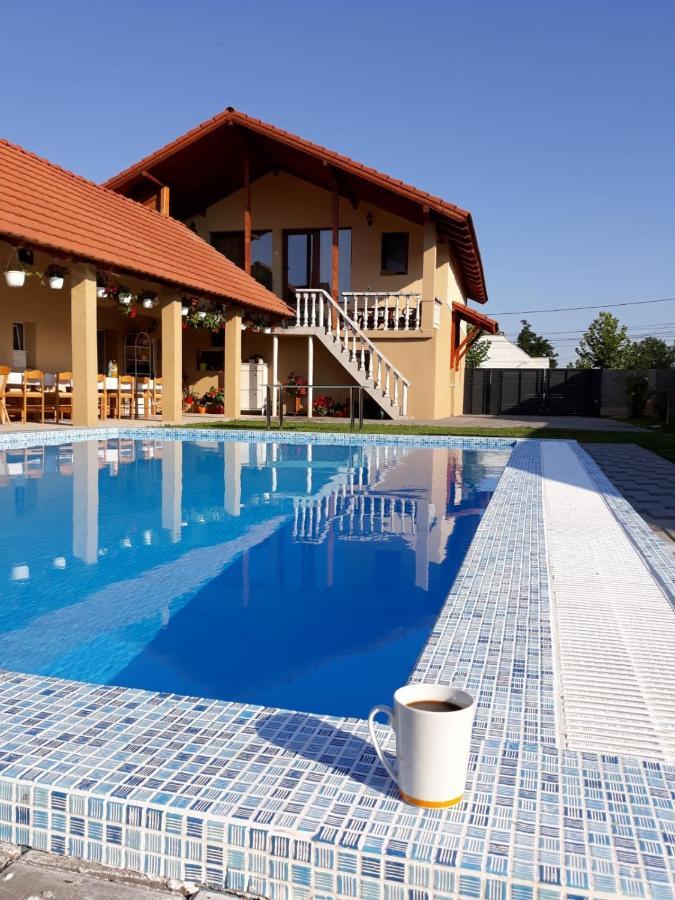 Bed and Breakfast Casa Sannicolau Sînnicolau Mare Exteriér fotografie