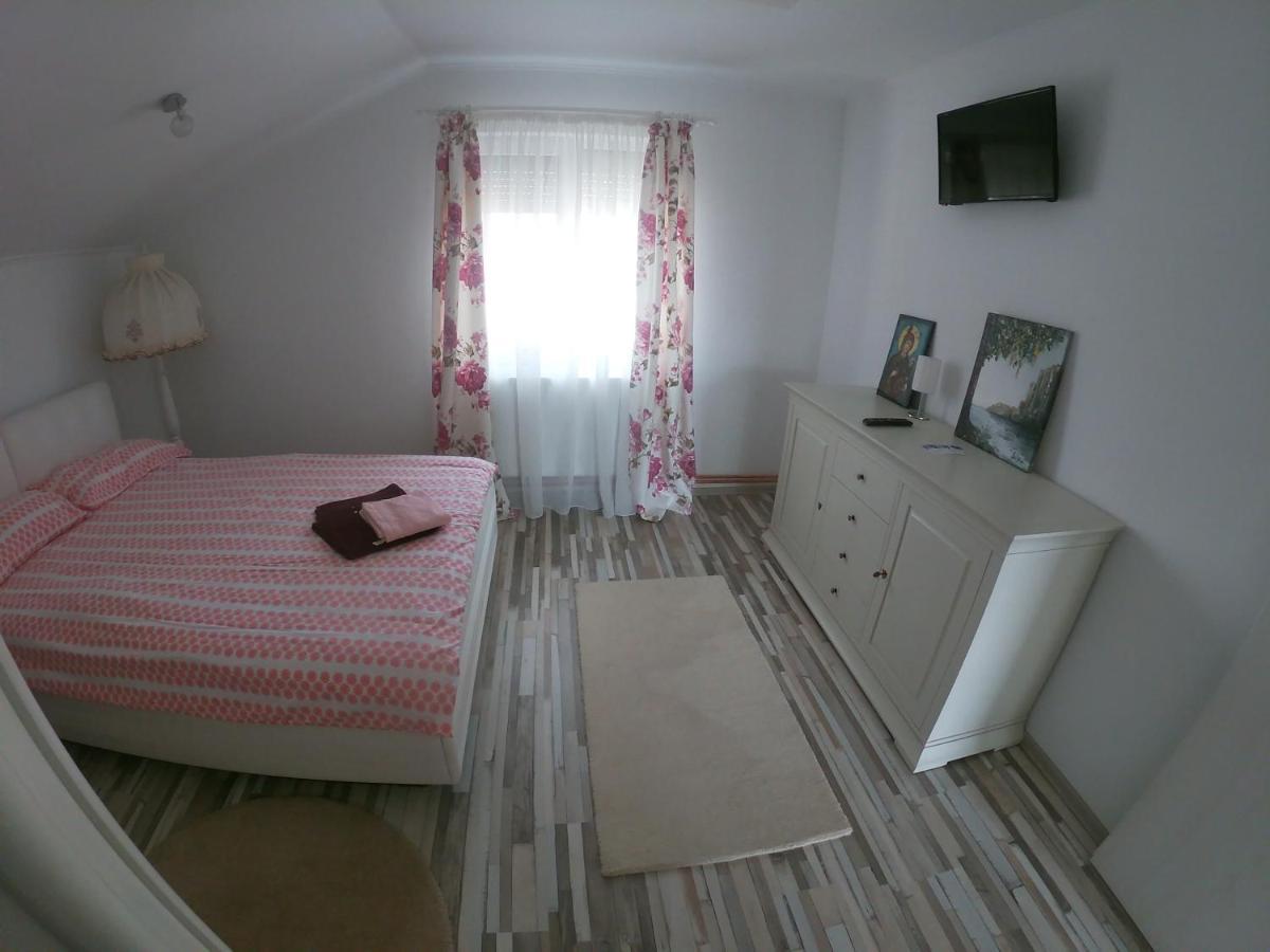 Bed and Breakfast Casa Sannicolau Sînnicolau Mare Exteriér fotografie